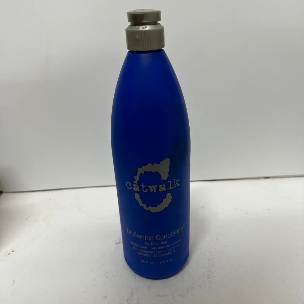 Catwalk by Tigi Thickening Conditioner for Fuller Hair 32 OZ